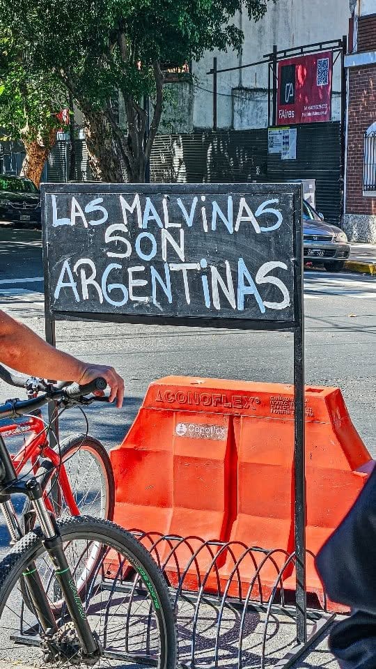 Primer show de Rex Marte en Argentina, en Guevara Club