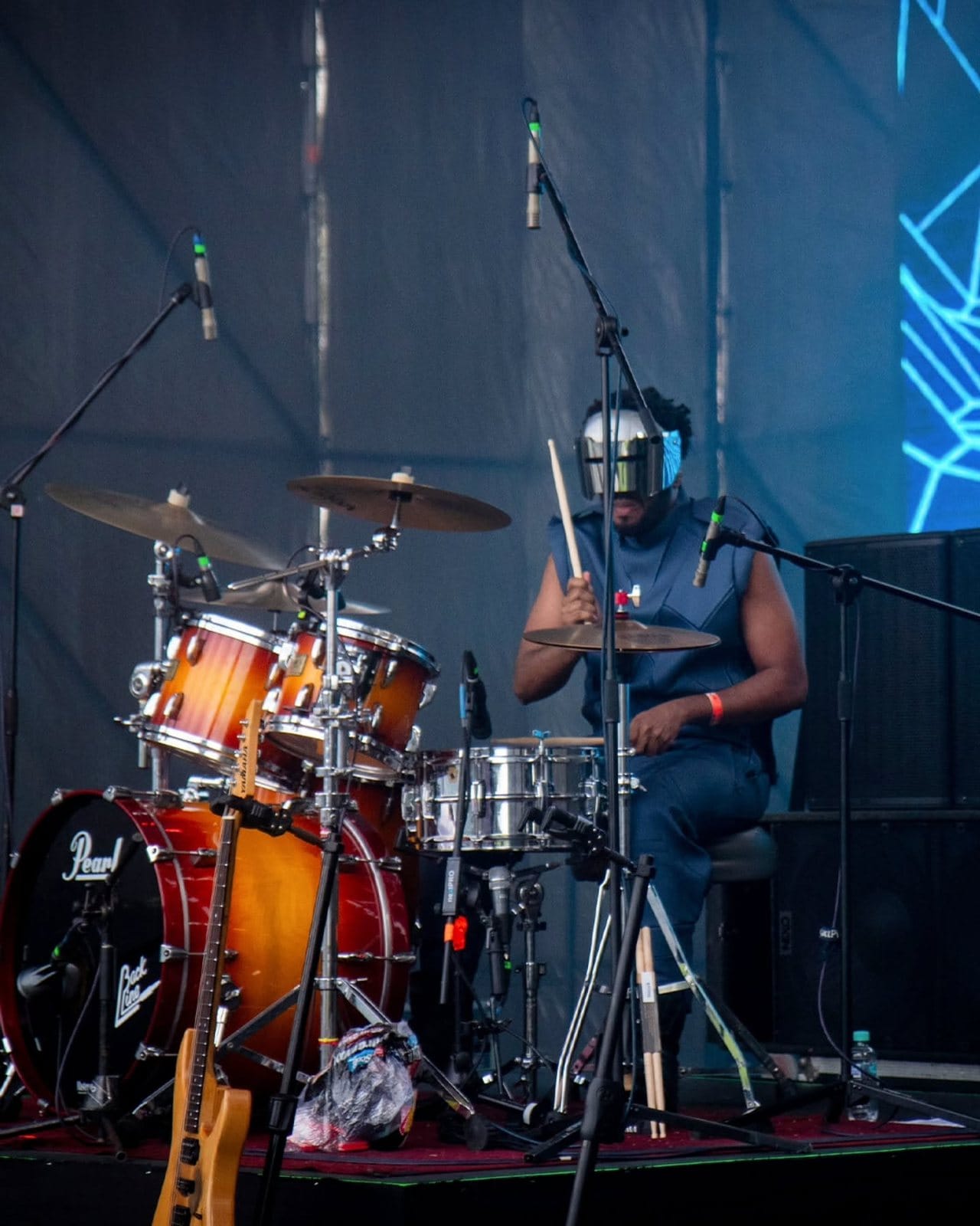 El baterista enmascarado de Rex Marte